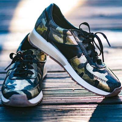 black and gold camouflage leather fashion sneakers